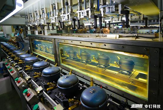 在这场科技化转型竞逐赛中，中国企业表现如何？——湃方科技的实践与启示